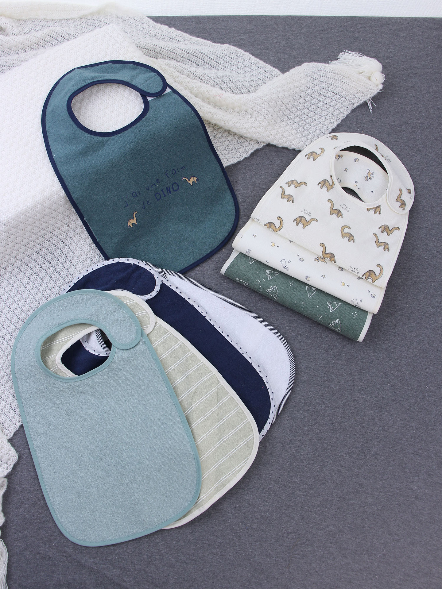 Baby toallas de saliva de algodón impermeable ensanchado recién nacido Europa y América buckle buckle resistente a la suciedad anti-vomitación de leche absorción de agua