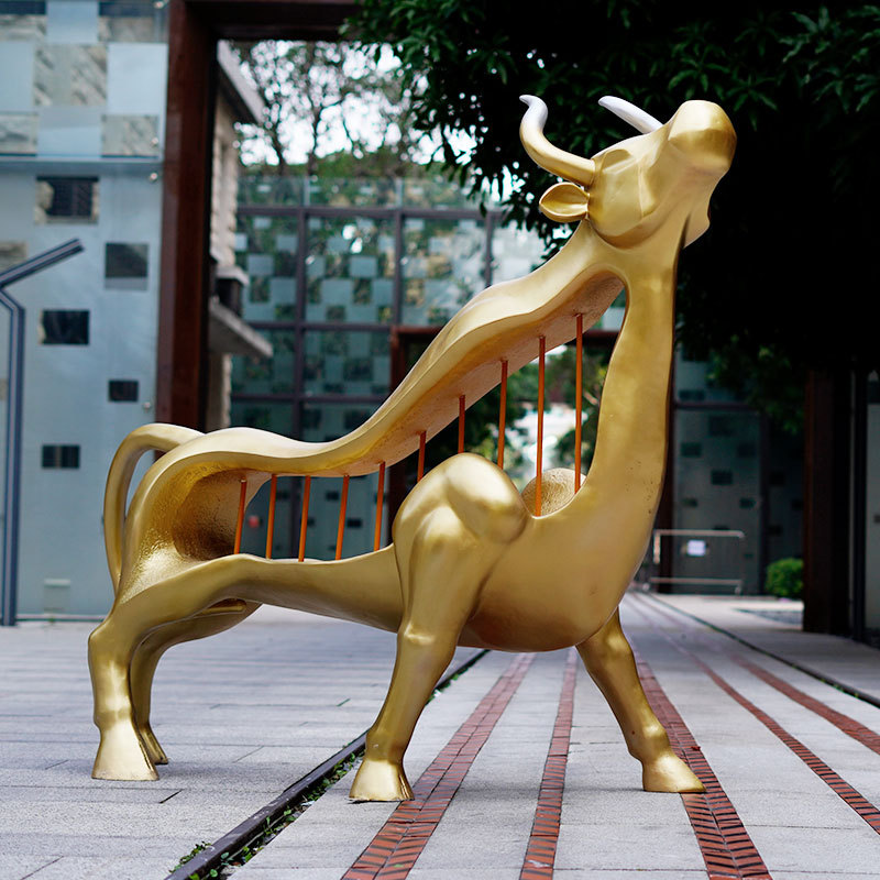 Simulación gran vaca hueca modelo de fibra vidrio escultura arrogante punto escénico Parque patio paisaje decoración adornos