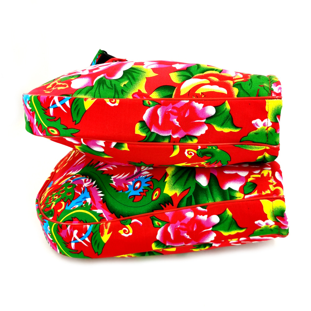 Winter Northeast Large Floral Motorcycle Gloves, Anti-Slip, Cold-Proof, Fleece-Lined, Thickened for Motorbikes and Tricycles