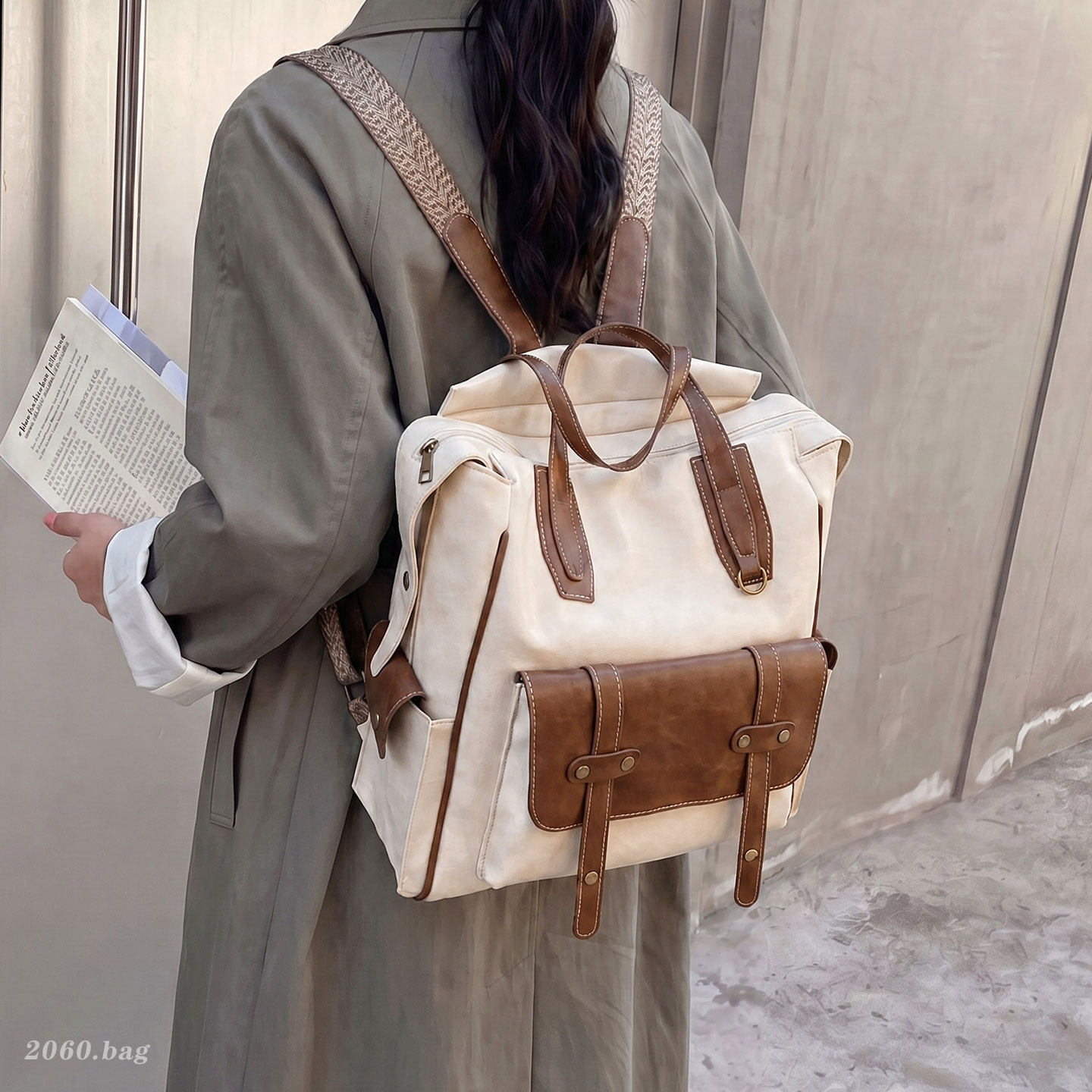 2026 verano nuevo bolso de mujer de gran capacidad bolso universitario de mujer mochila retro mochila de viaje universal