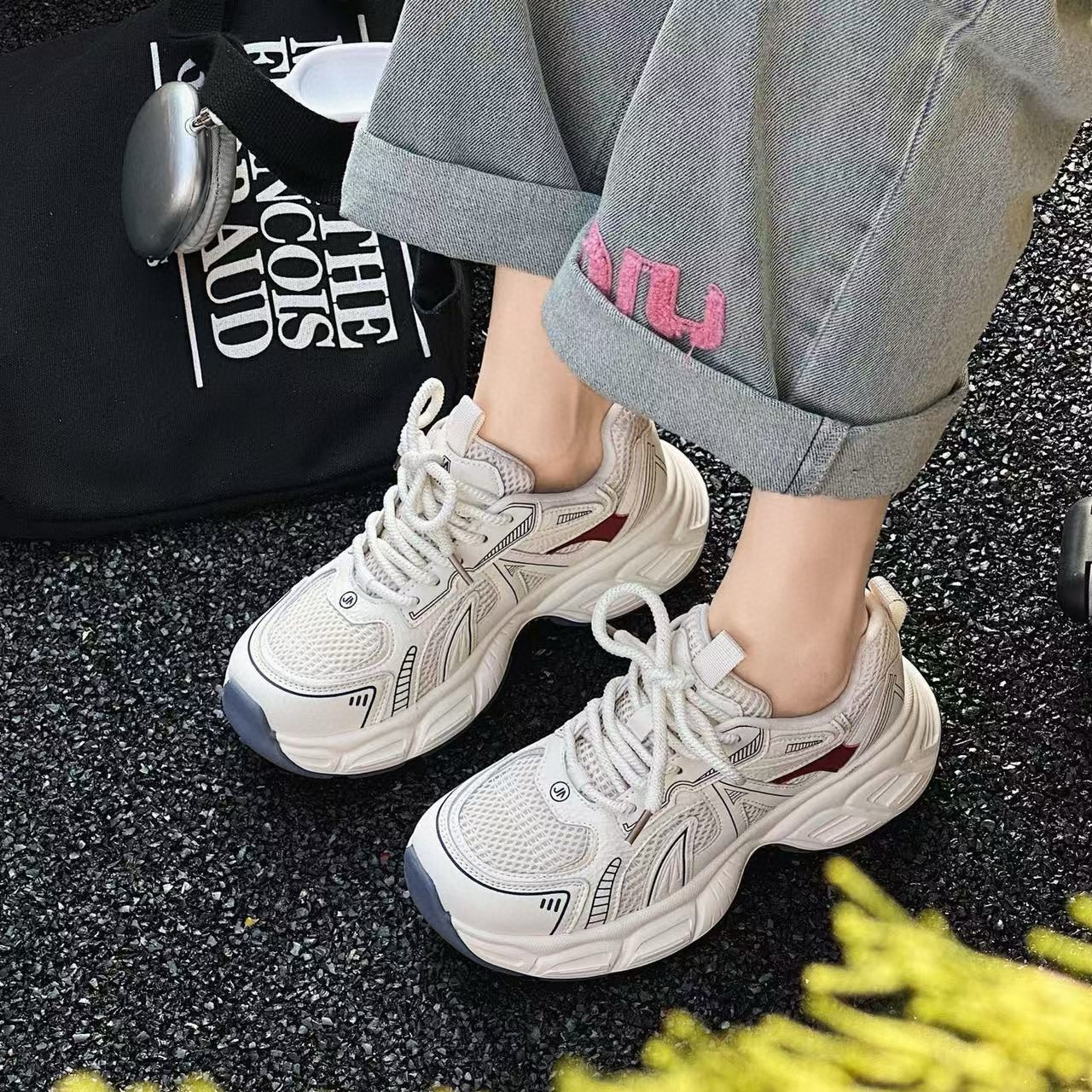 Giày sneaker chunky đế dày nữ tăng chiều cao mẫu mới 2025 — Màu be/xanh lam, Trà sữa