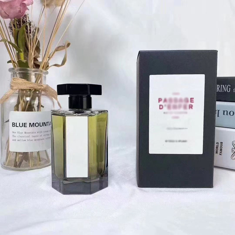 Polvo de perfume formal transfronterizo, polvo de perfume azul, tierra salvaje, dulce, laboratorio cálido, chimenea, té Darjeeling