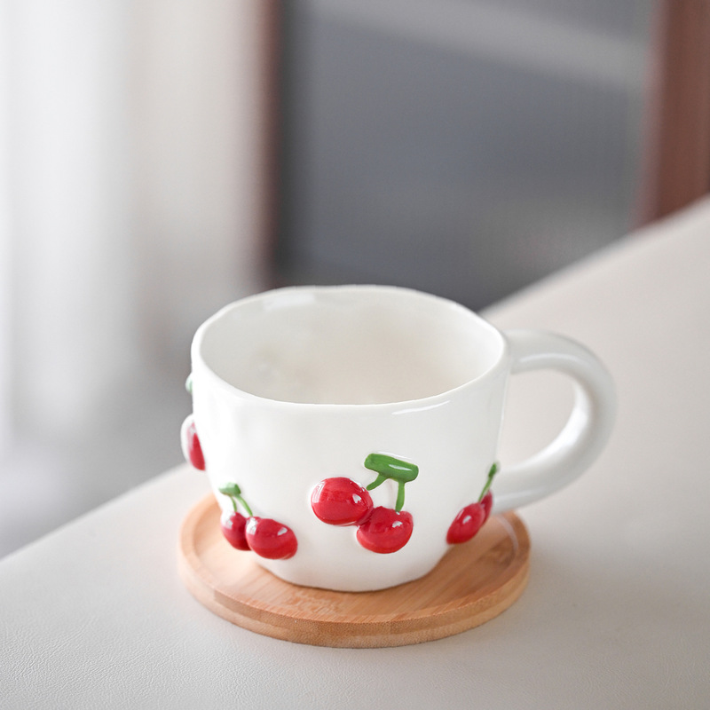 エンボスチェリーカップ家庭用飲料ミルクセラミックコーヒーカップティーカップマグ高価値カップ朝食カップ|undefined
