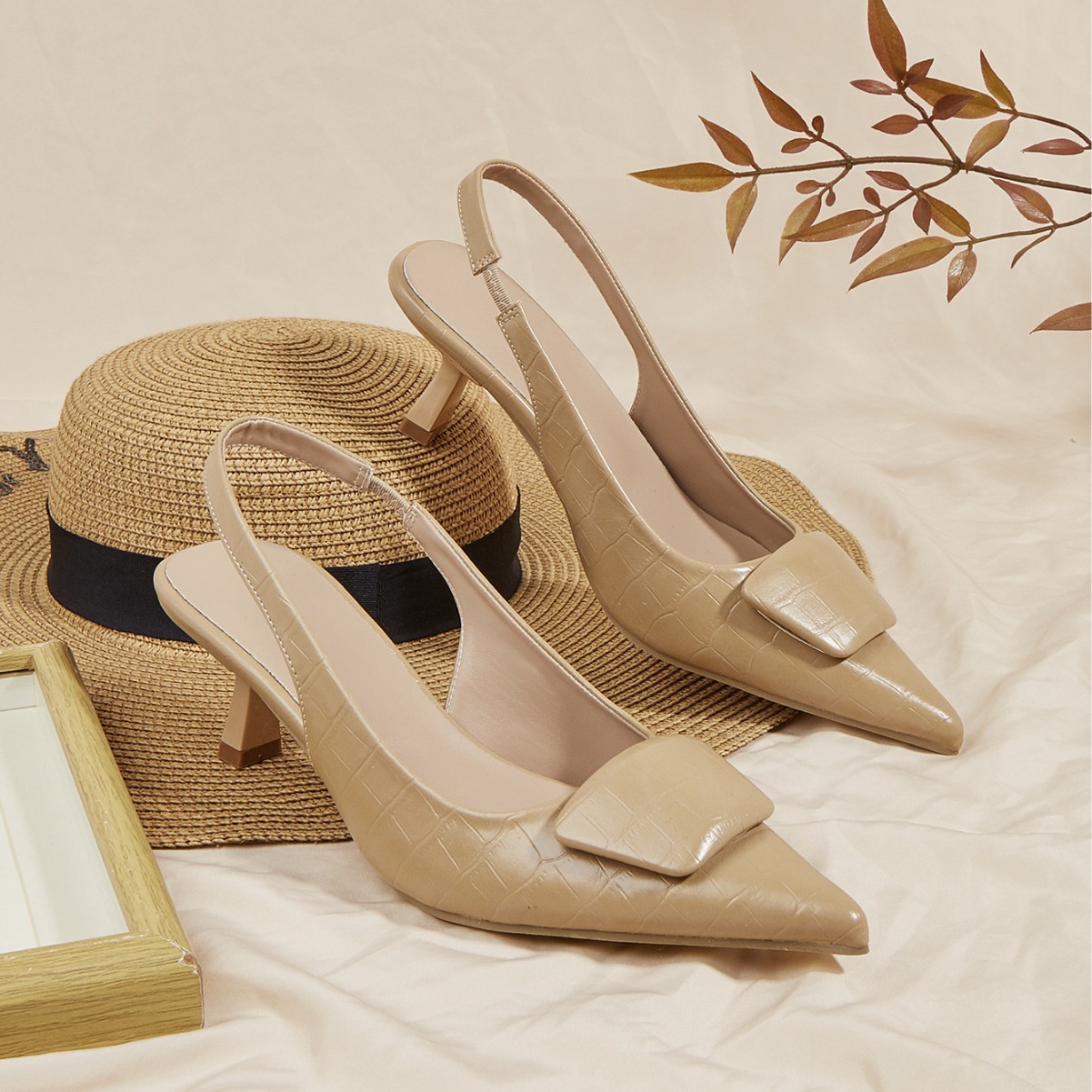 summer sandals pointed-toe stiletto heels
