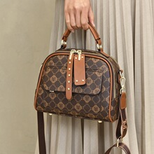 �W���Lӡ������б��� ���玧�p��Ů�� �r�аٴ�μ�С�������l