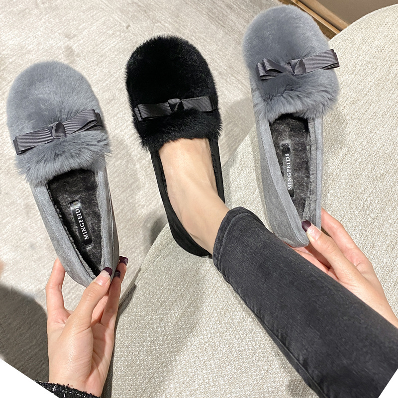 Otoño e Invierno estilo coreano terciopelo algodón desgaste exterior arco Rex zapatos de piel de conejo TOS mujeres planas más tamaño zapatos de mujer 41-43 image 4