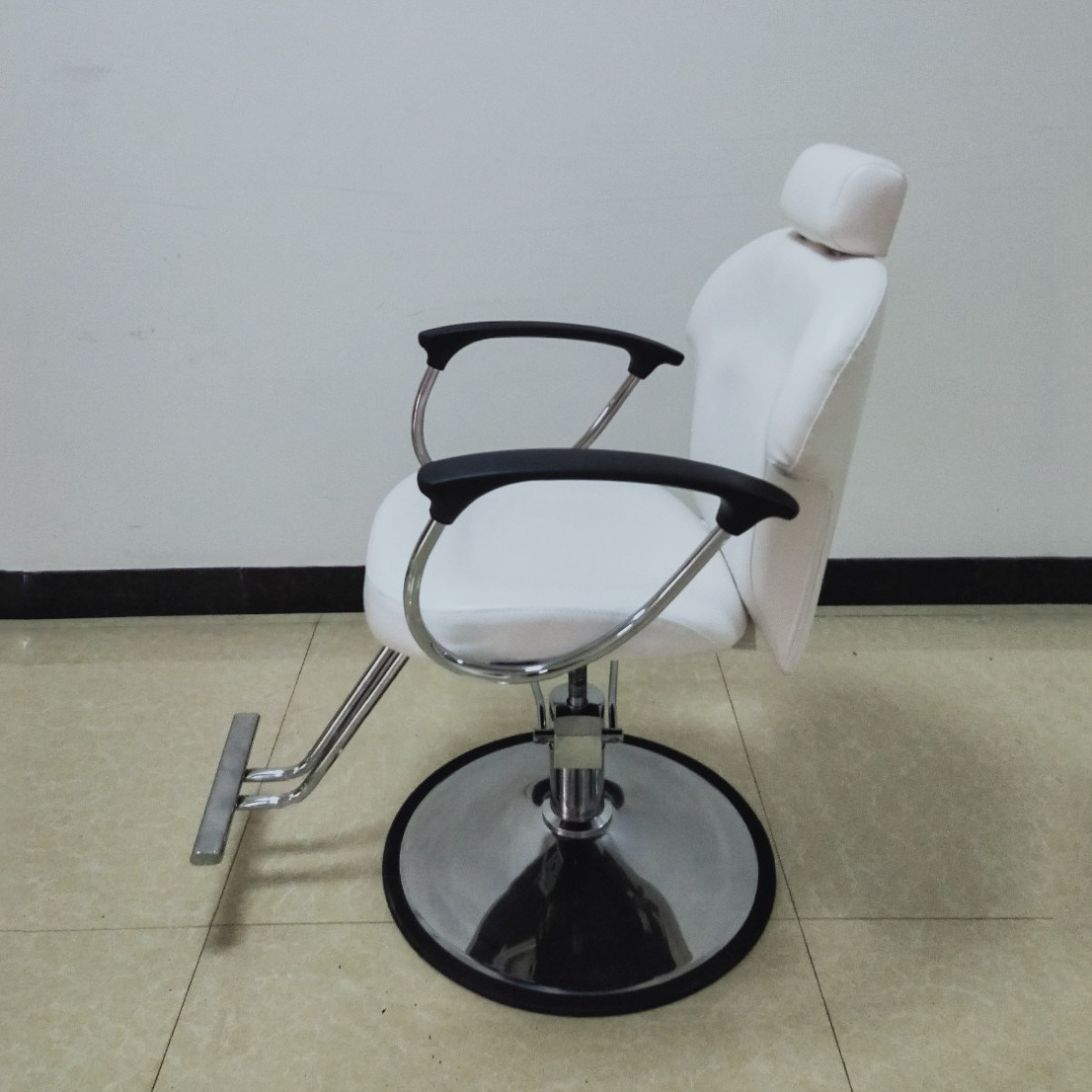 Salón de peluquería especial elevador silla de peluquería red salón de peluquería taburetes silla de corte de pelo fábrica al por mayor