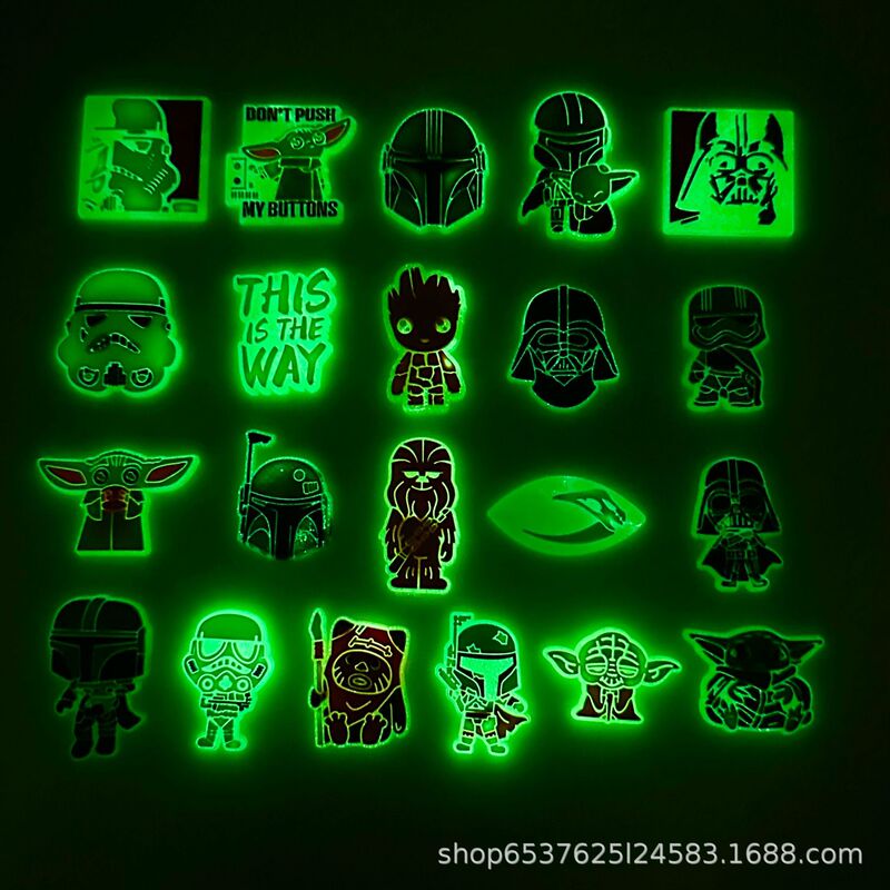 New luminous Yoda elf Star Wars Star Wars hole shoes DIY decorative shoe buckle cross-border supply