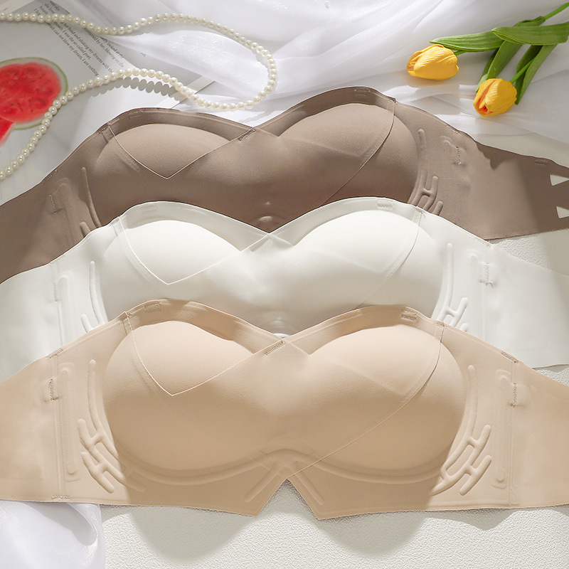 Ropa interior de expansión sin tirantes de las mujeres cofre pequeño pecho grande push up sólido antideslizante sujetador anti-exposición sujetador de dibujos animados sin costuras