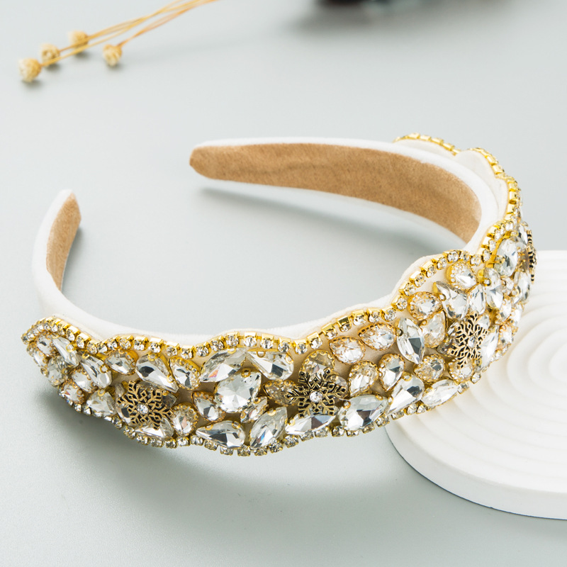 Fashion New Baroque Retro Gorgeous Colorful Glass Drill Snowflake Headband Accessories display picture 3