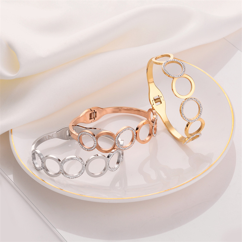 20g Weight Zircon Inlay Material Bangle Classification 1 Piece Quantity Fashion Circle Titanium Steel Plating Hollow Out Inlay Zircon Bangle 1 Piece