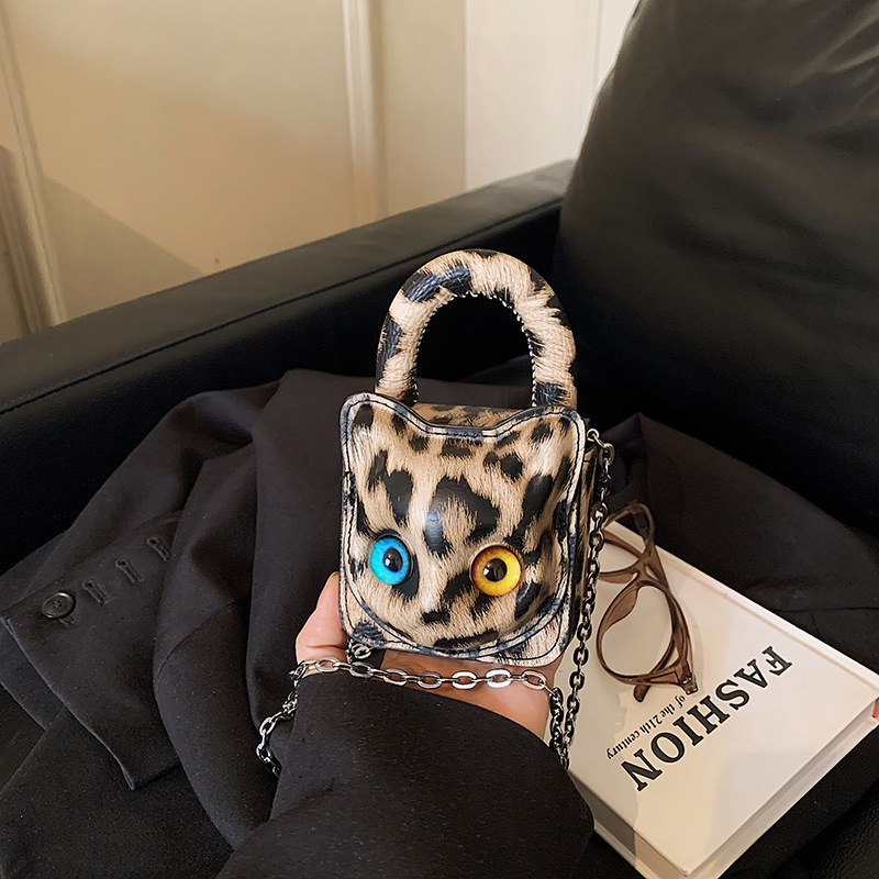 Estampado de leopardo Kaji