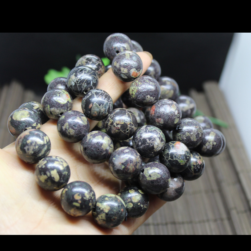 廠家批發梅花玉手串帶磁性玉手鍊桃花玉圓珠手串送媽媽直播玉