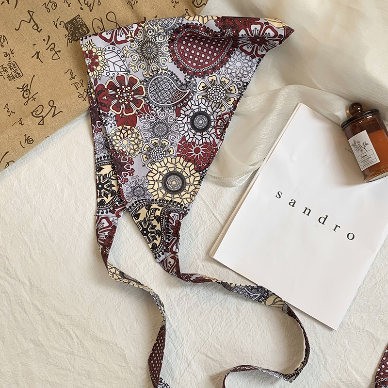 Toalla triangular, sello de cintura de verano, cintura, cortina de pedos, flor de anacardo, bufanda de seda de alta calidad, pañuelo en la cabeza, cinta para el cabello, fábrica de procesamiento personalizada
