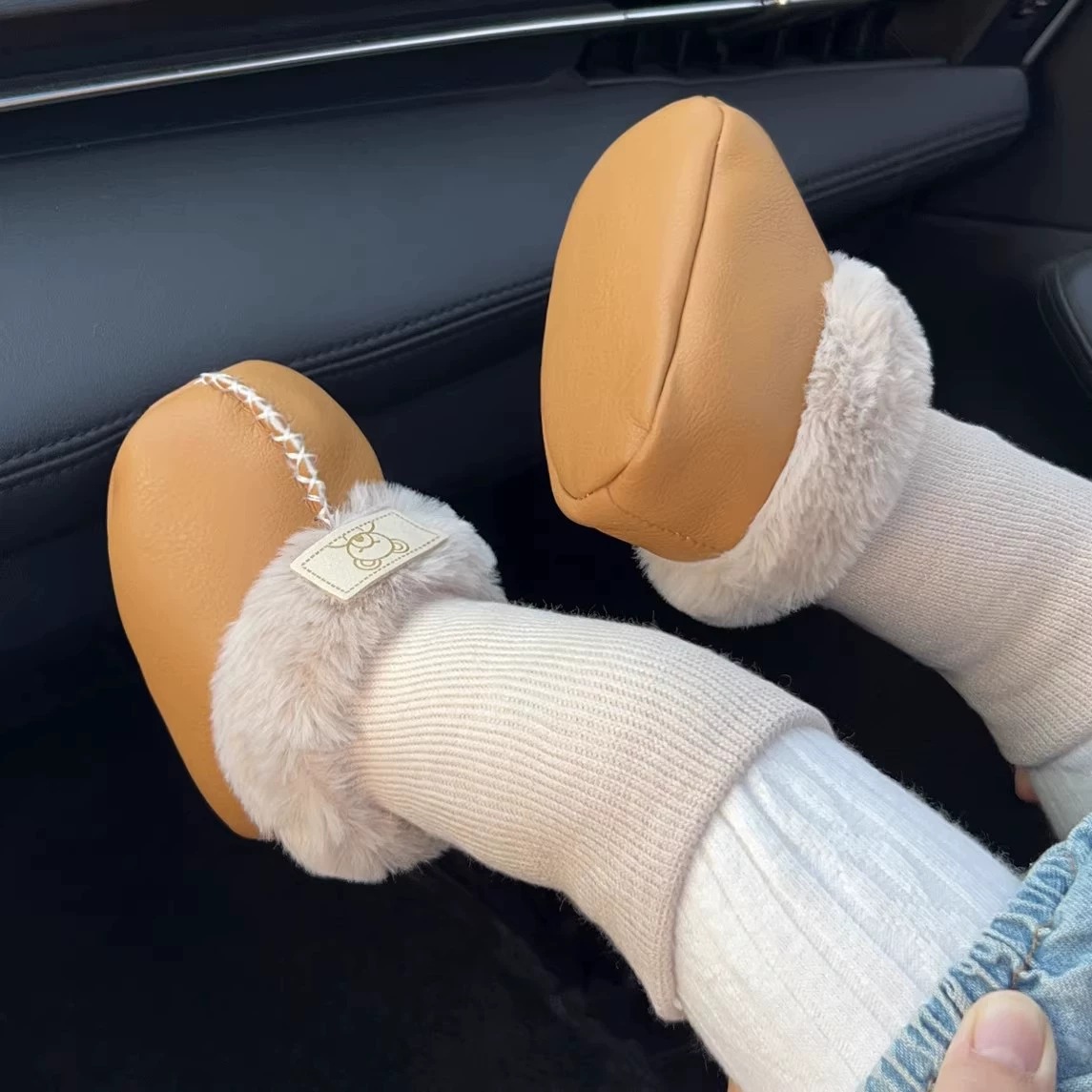 Детские туфли и носки зимой 0-1 год меховые туфли