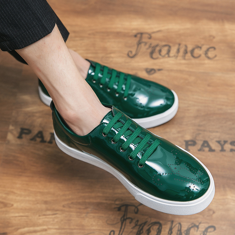 Comercio exterior de cuero lacado hombre de negocios ropa formal Bloc tallada zapatos de cuero 2024 moda de otoño personalidad zapatos de cuero verde moda image 3