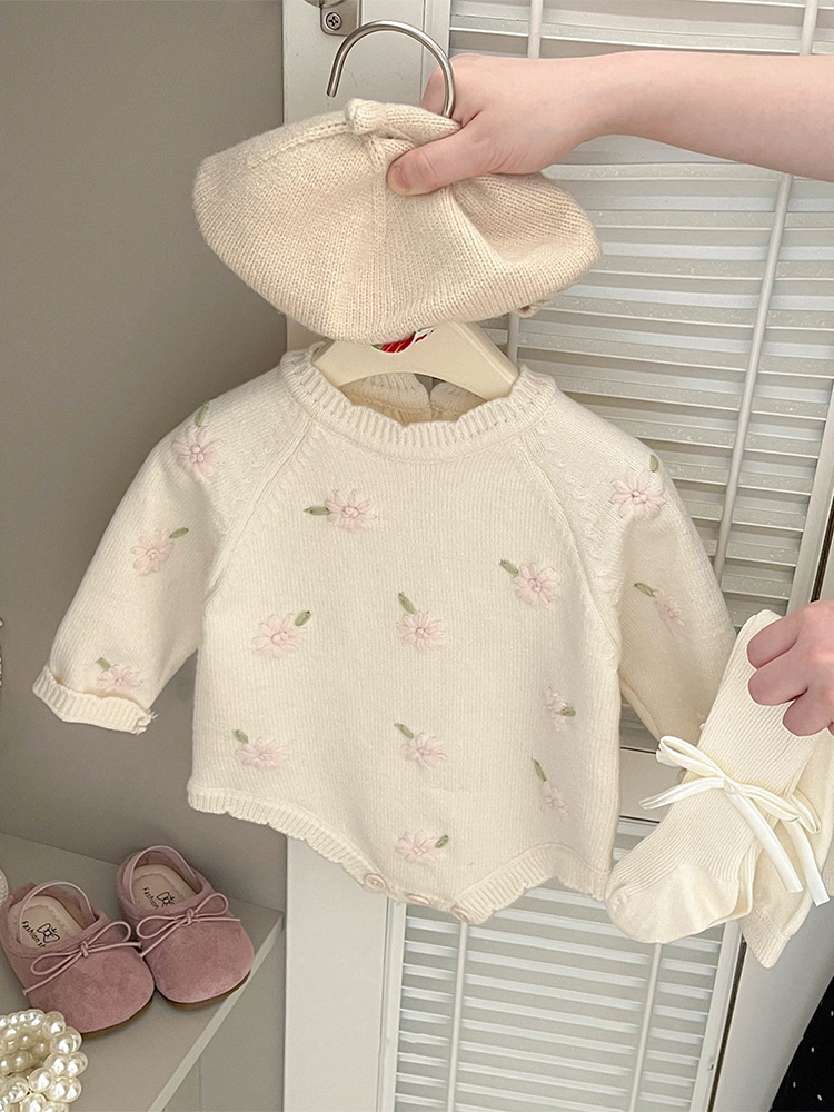 Baby primavera y otoño suéter chicas extranjero bordado flor camiseta coreana bebé dulce suéter trajes de escalada