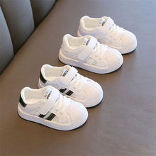 幼儿园小白鞋男童板鞋女宝宝鞋子网鞋6一12个月3岁软底防滑学步鞋