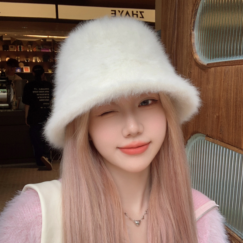 Nuevo estilo coreano de color sólido para mujer Otoño e Invierno todo partido cálido sombrero de cubo de piel de conejo al aire libre reducción de edad cara-mirando pequeño sombrero de cuenca al por mayor