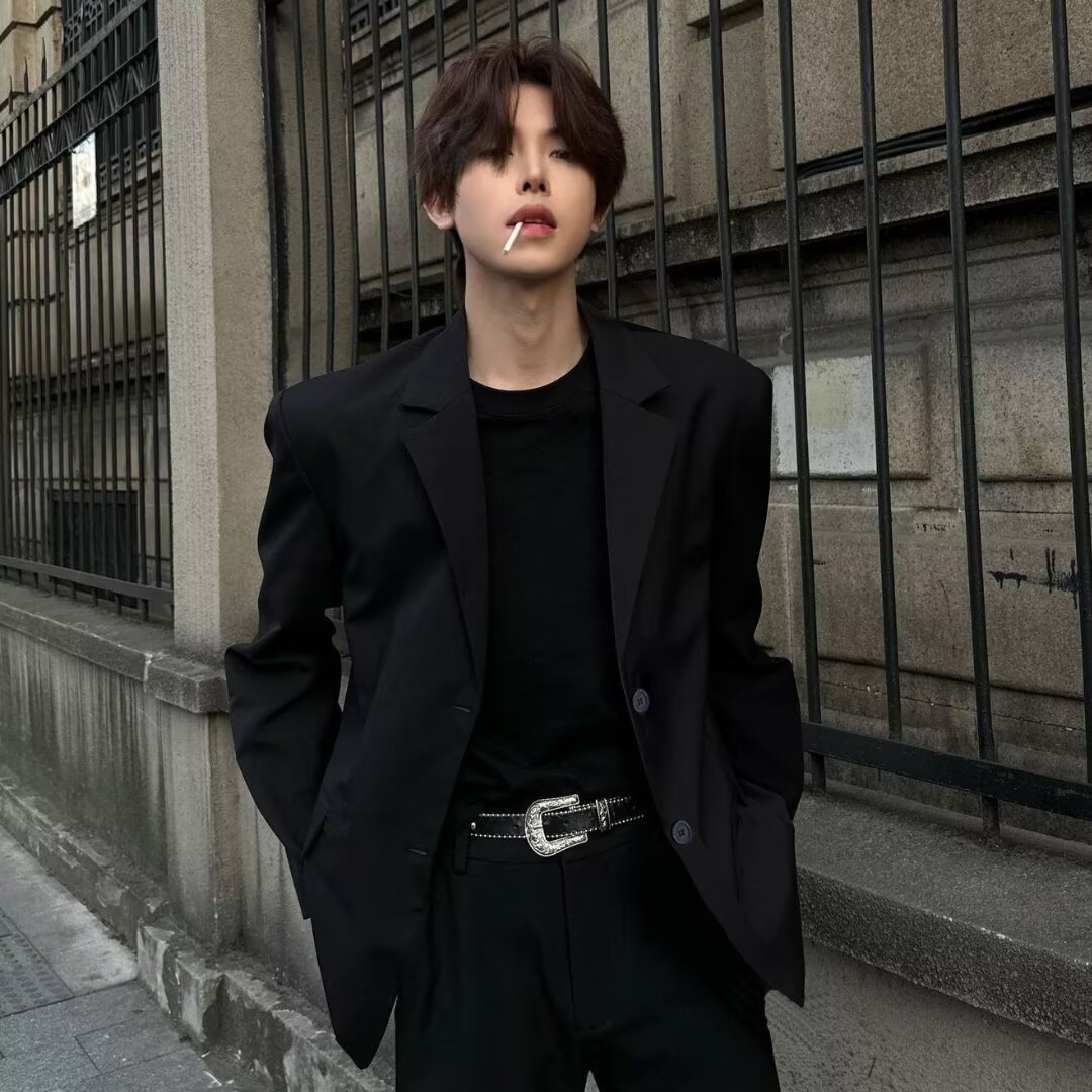 금욕 블랙 캐주얼 세트 재킷 남성 하이 엔드 봄과 가을 유피 남성 패션 브랜드 세트 톱 재고