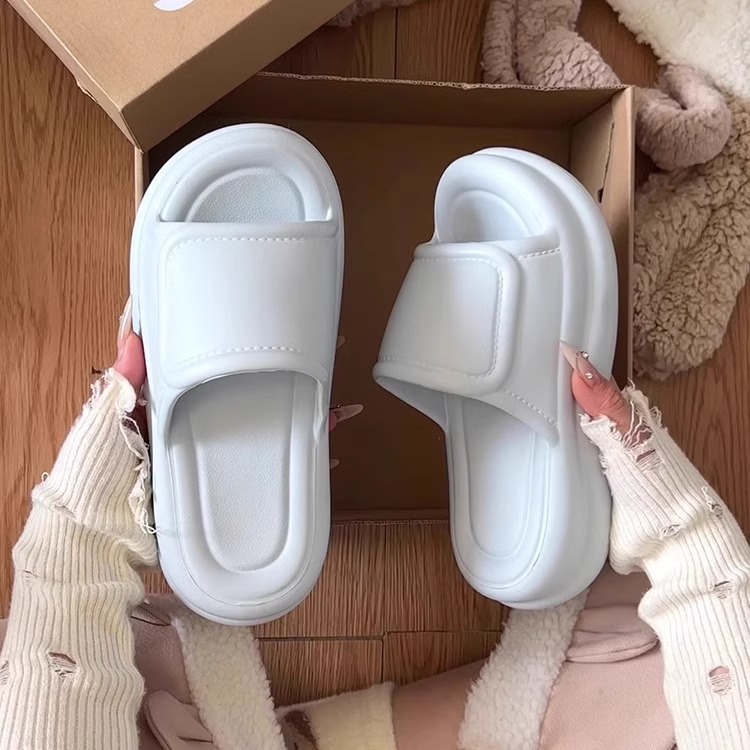 2026 New Model Ins Home Slippers with a High-End Feel, Suitable for Outdoor Wear, Non-Slip, Ultra-Soft Eva Sandals, Non-Slip, Cross-Border Wholesale