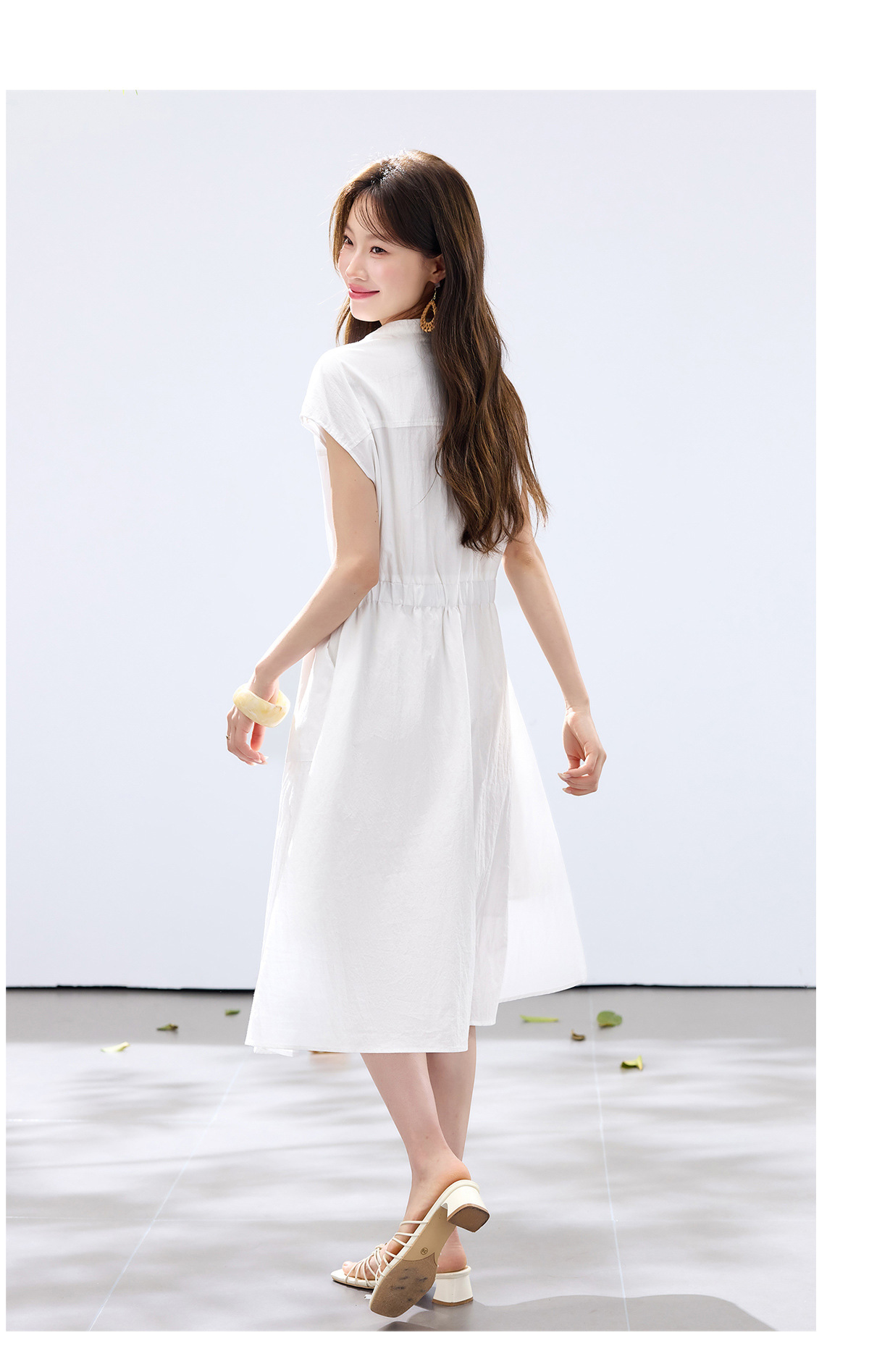 Đầm maxi nữ thắt eo cao, thiết kế quá gối, thêu hoa tinh tế phong cách trưởng thành — xanh lam, màu trắng chi tiết 19
