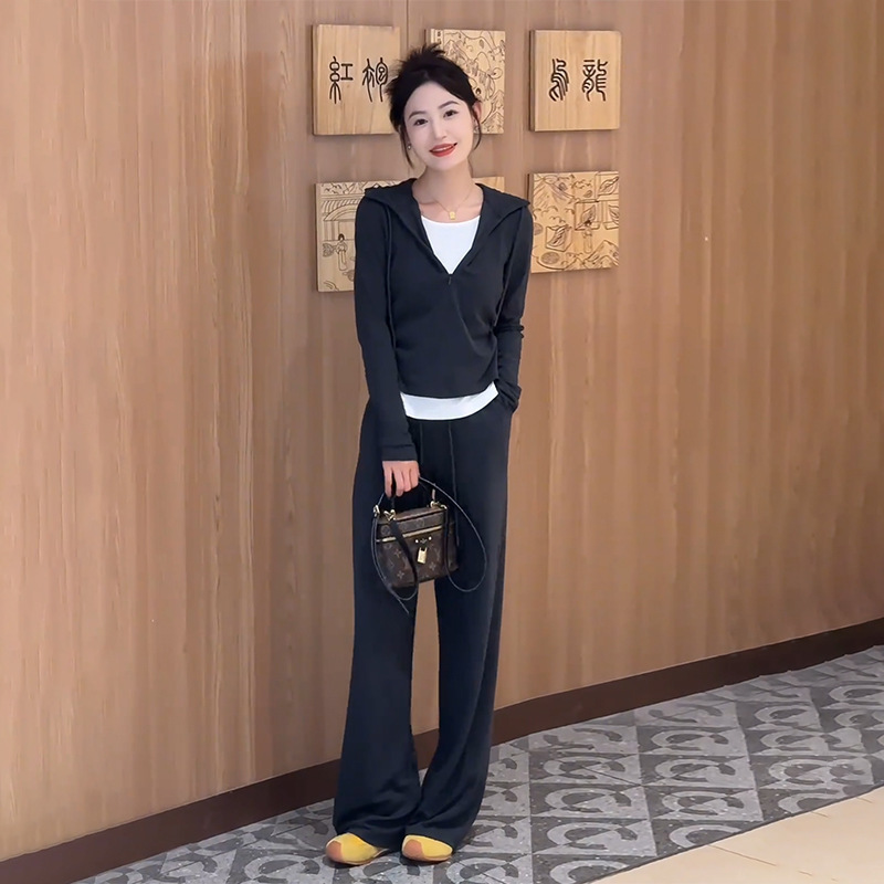 大码胖mm入秋穿搭一整套女撞色假两件连帽上衣休闲裤显瘦两件套装|undefined