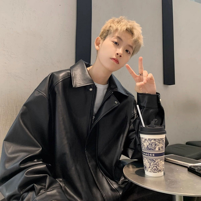 가죽 자켓 남성 봄과 가을 미국 스타일 유행 브랜드 PI SHUAI STREET HIPHOP 오토바이 스타일 재킷 느슨한 옷깃 탑