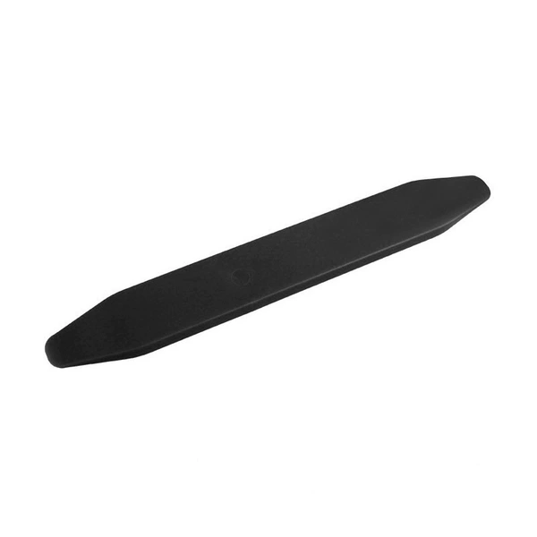 Black flat pry