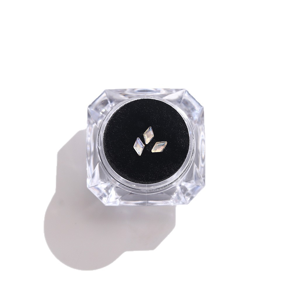European And American Cross-border High-end Transparent Personalized Heart-shaped Fashion Accessories, Beauty Diamonds,_voghion.com