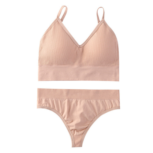 Foreign trade French triangle cup underwear set, sports breathable, high elasticity, beautiful back, no steel ring briefs for women