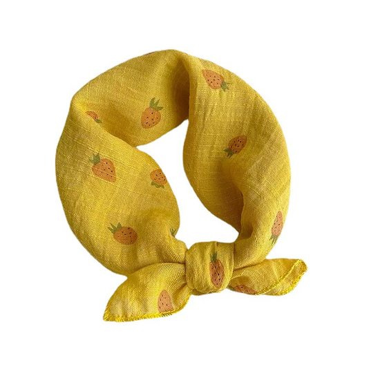 Children's Cotton and Linen Scarf Autumn Thin Cute Strawberry Small Square Scarf for Boys and Girls Baby's Slippery Triangle Scarf
