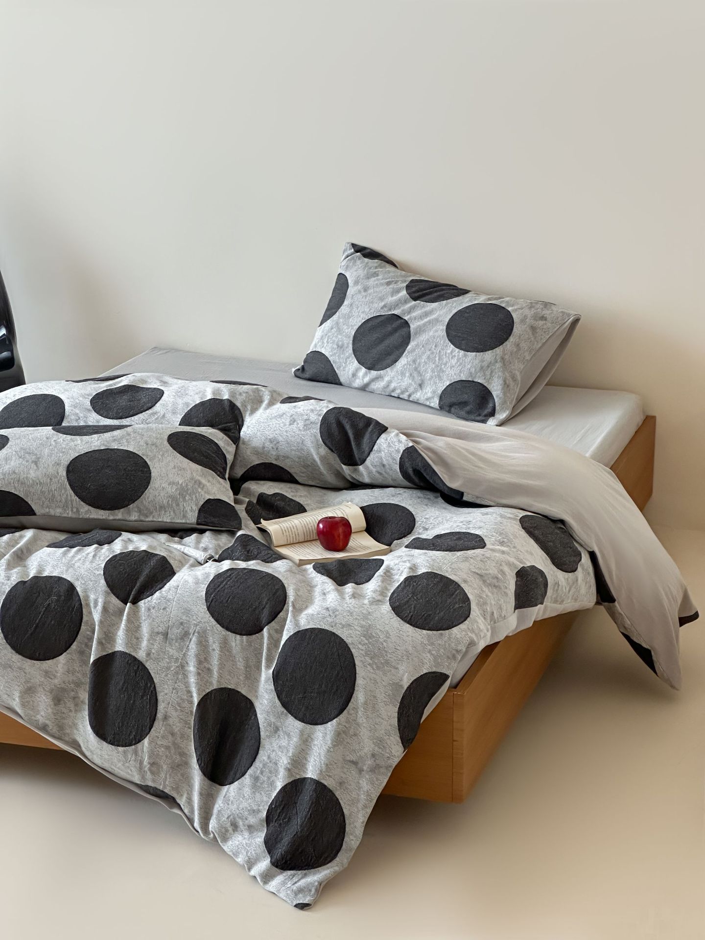 Conjunto de capa de edredão jacquard com bolinhas verde retro_voghion.com