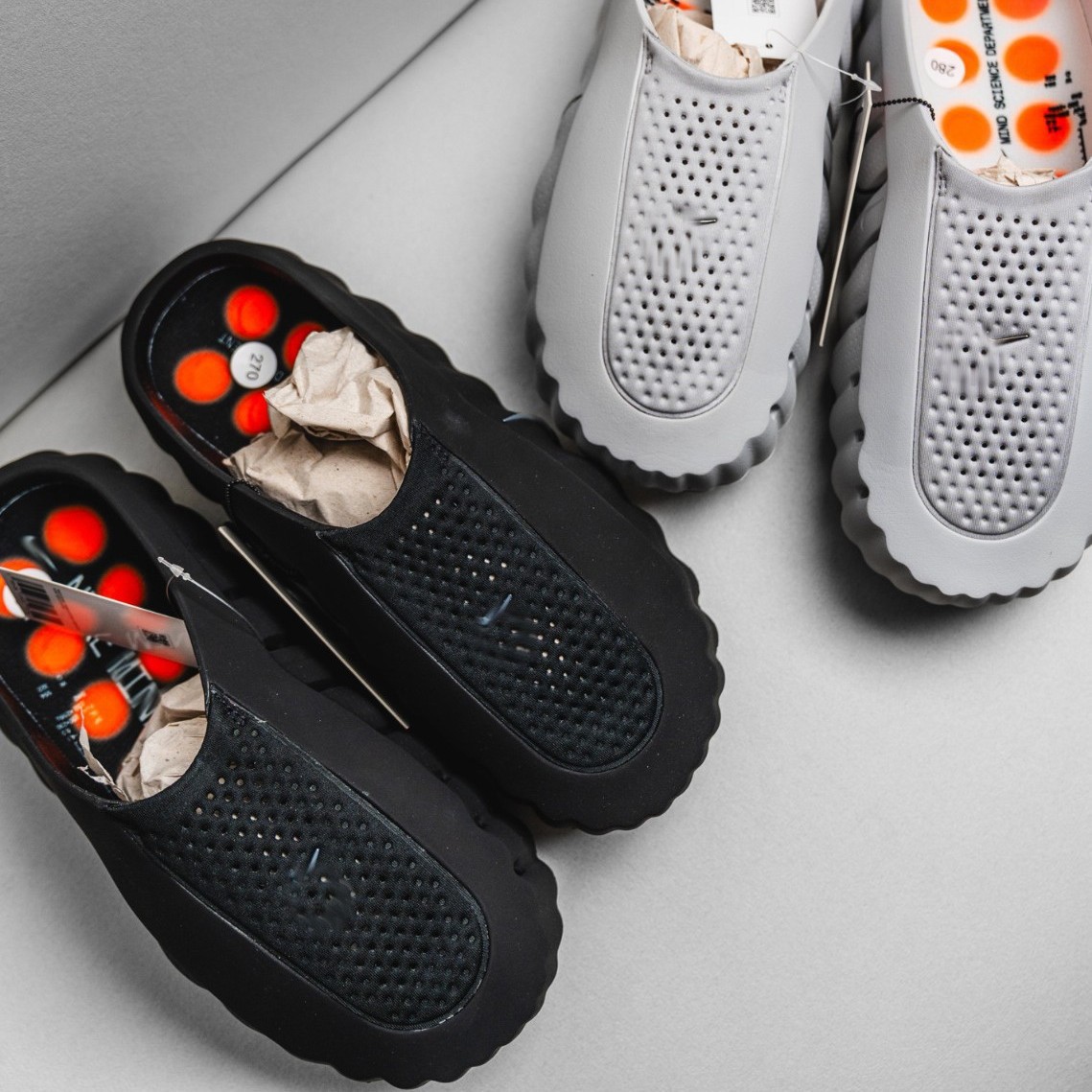 Sports slippers