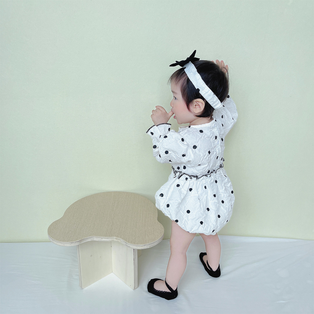 Estilo coreano ins niñas 'impreso lunares de una pieza mameluco 2022 recién nacido suave con pañuelo triángulo mameluco