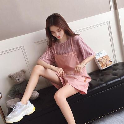 2019 Summer wear straps shorts new pattern stripe Short sleeved T-shirt Two suit Korean Edition Easy student Jumpsuits