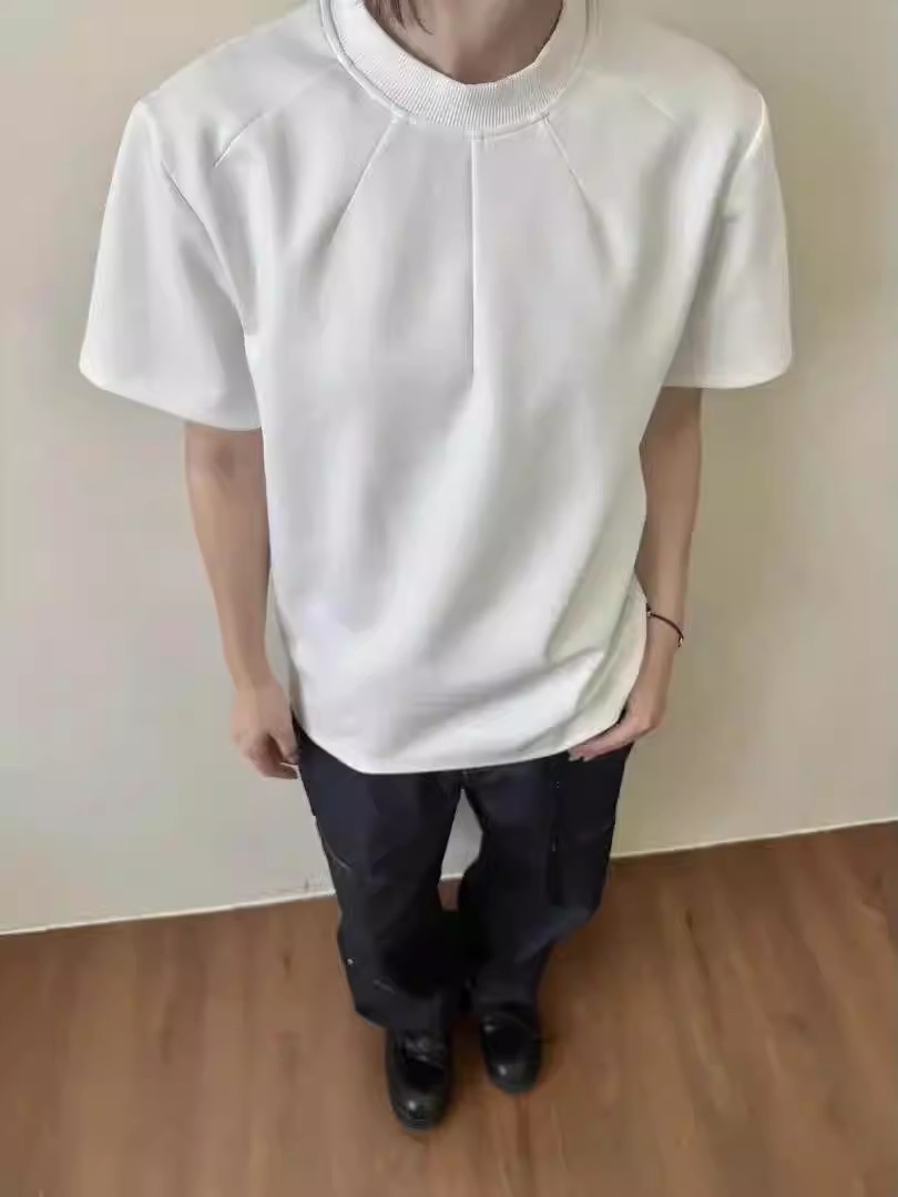 하얀색