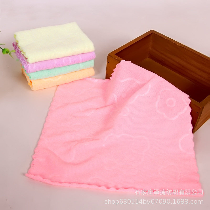 Factory batch fine fiber small towel bear head small square towel lace lock edge children towel hand towel cleaning towel