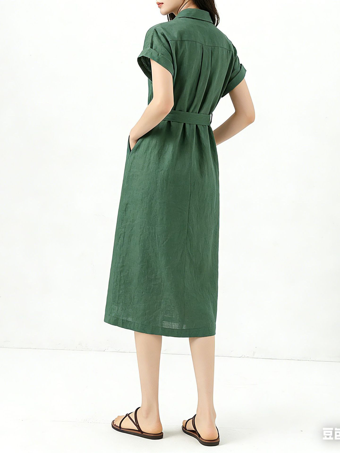 Đầm sơ mi nữ tay ngắn thắt eo chất liệu linen dáng dài — màu đen