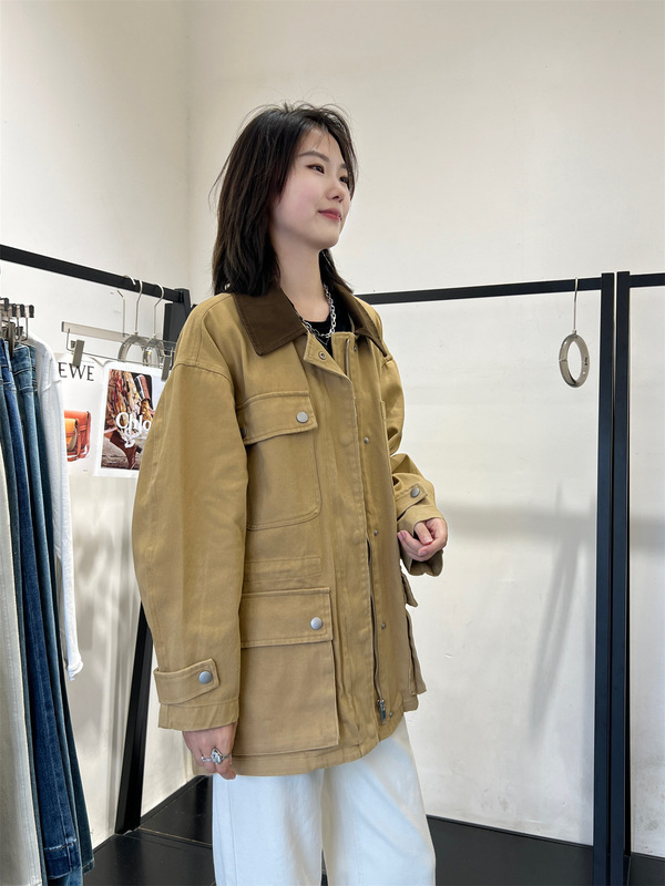 暖九夏美式复古巴恩风工装外套大口袋拼皮翻领宽松开衫夹克女2025|undefined