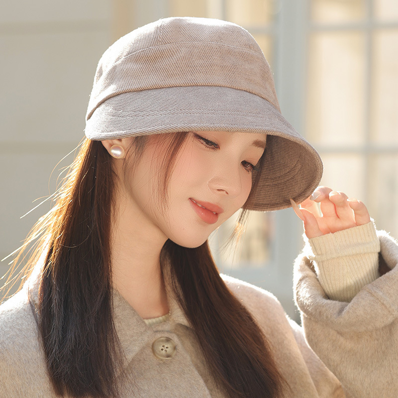 日本製の女性用秋冬帽子、ファッショナブルで多用途な盆地帽子、韓国風の暖かいひさし付きキャップ、大きなつば、顔が見える小さな乗馬帽子|undefined