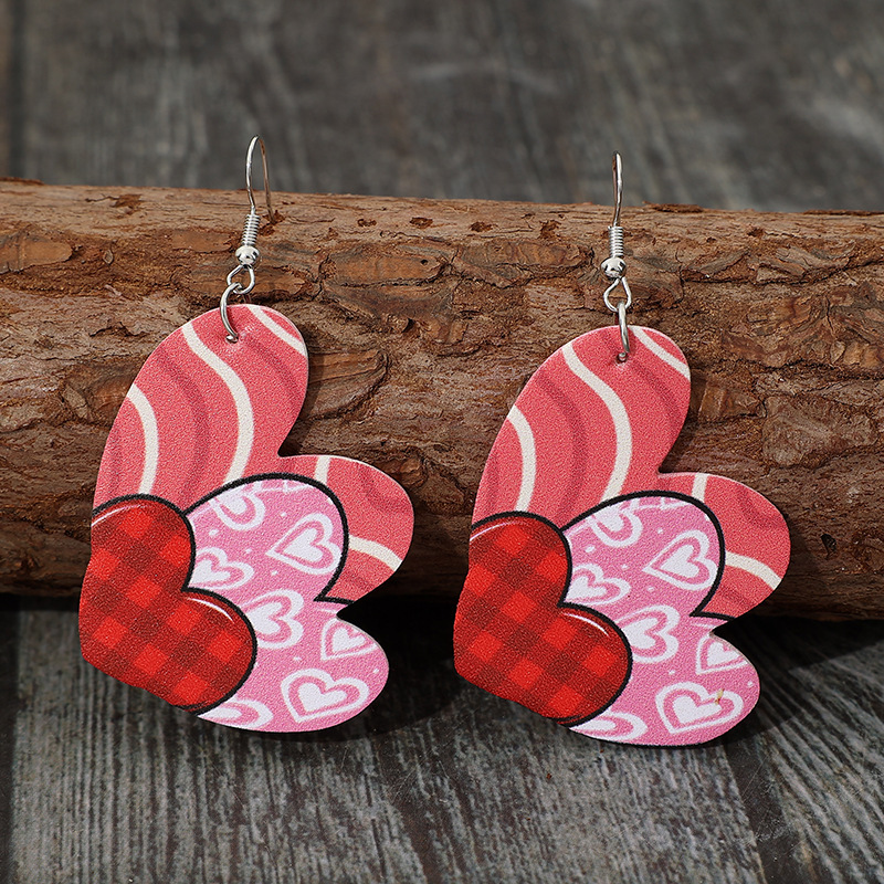 1 Pair Cute Heart Shape Printing Pu Leather Drop Earrings display picture 2