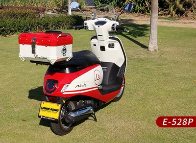 Motorcycle tail SDH125T-39 scooter rear trunk - black-e528p-goddess-red-box-lining-backrest-28l
