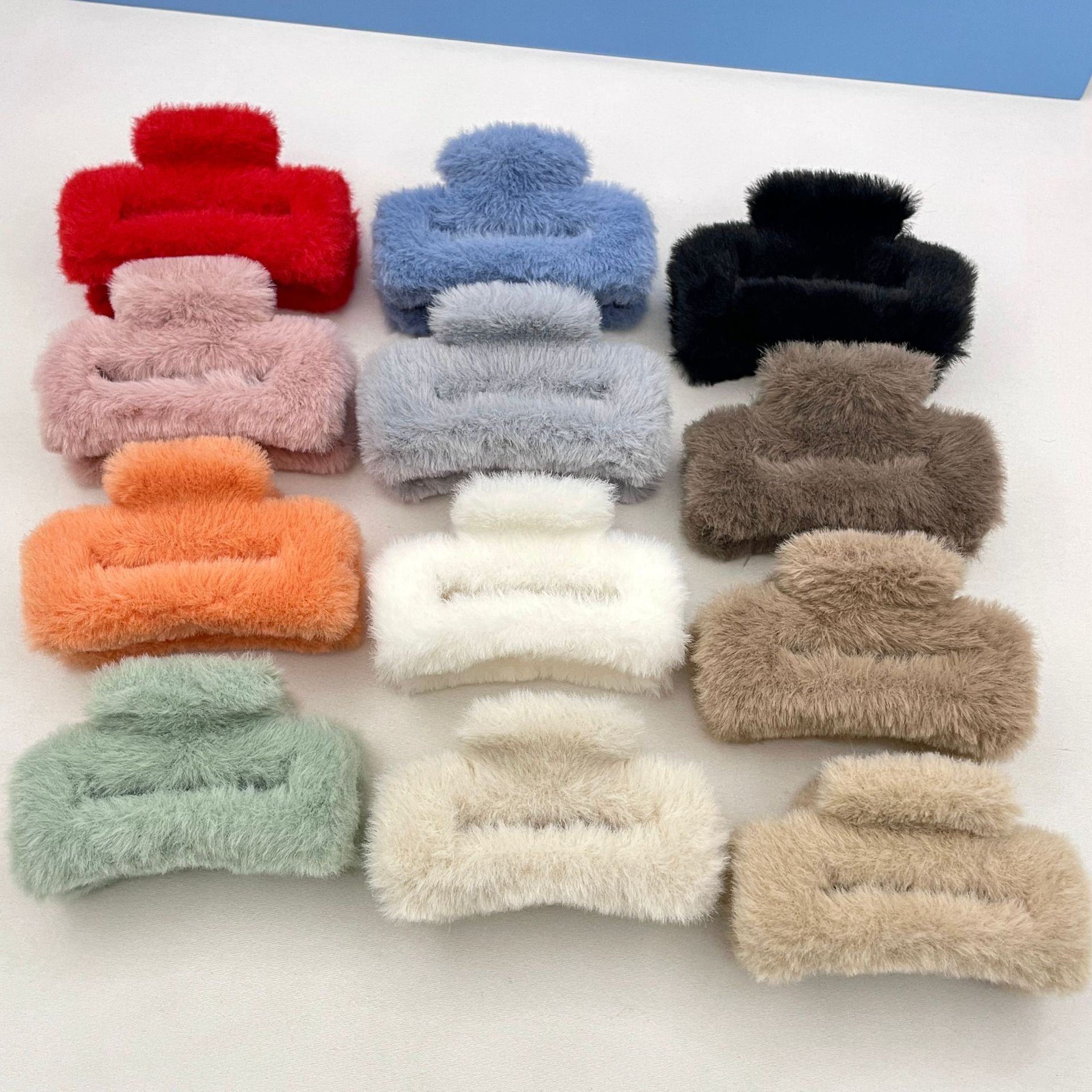 Oufeirle Autumn and Winter Square Plush Hair Clip Large Handmade Rabbit Fur Shark Clip Fluffy Hair Bun Clip Hair Accessory