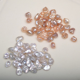 Baroque irregular small stone crushed silver pearl freshwater pearl petals loose beads white natural pearl wholesale