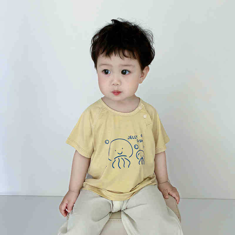 Yellow small jellyfish