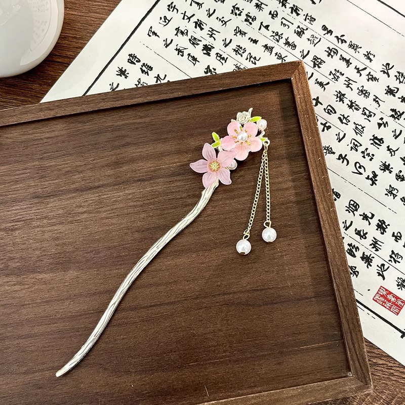 Flores chinas retrógradas flange paso agitando pinzas de cabello de mujer elegante ropa de estilo chino pinzas de cabello de cabello de cabeza trasera pinzas de cabello