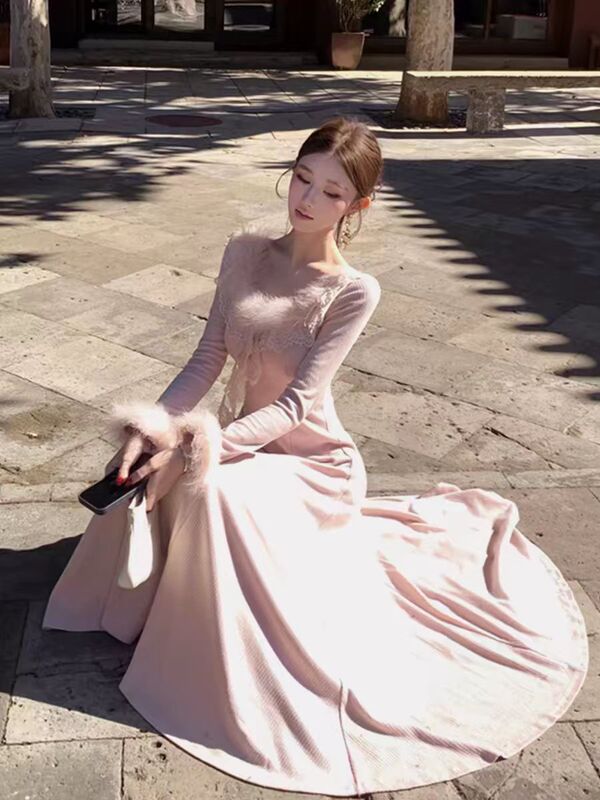 This year's popular trendy dress: a French-style, gentle, and beautiful fitted knit dress with a cinched waist, perfect for winter 2026 This year's popular trendy dress: a French-style, gentle, and beautiful fitted knit dress with a cinched waist, perfect for winter 2026