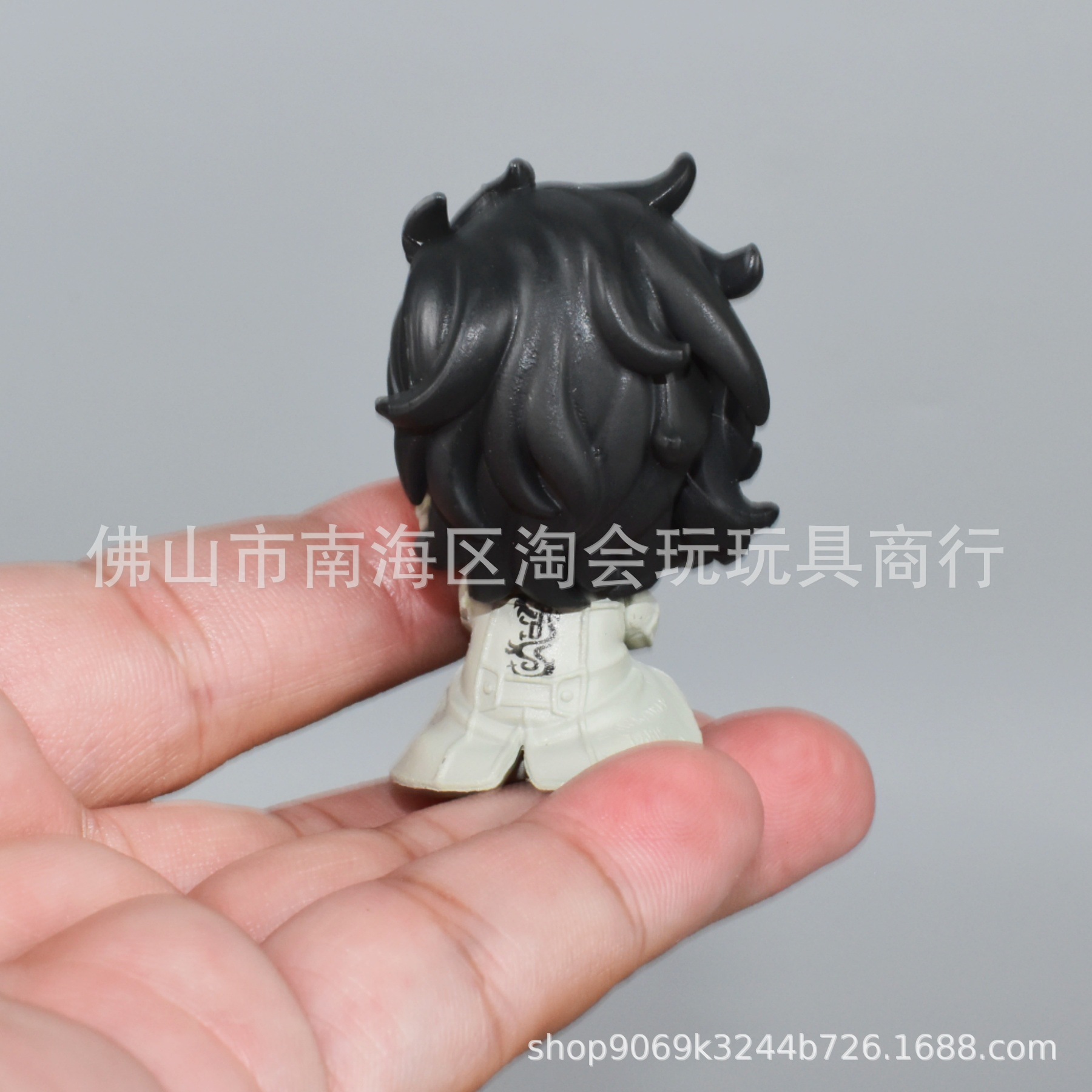 (2개) 도쿄 어벤져스 앉는 자세 완지로 룡공 사원 스틸리 어깨 수면 가샤폰 수공 모델 자동차 장식품