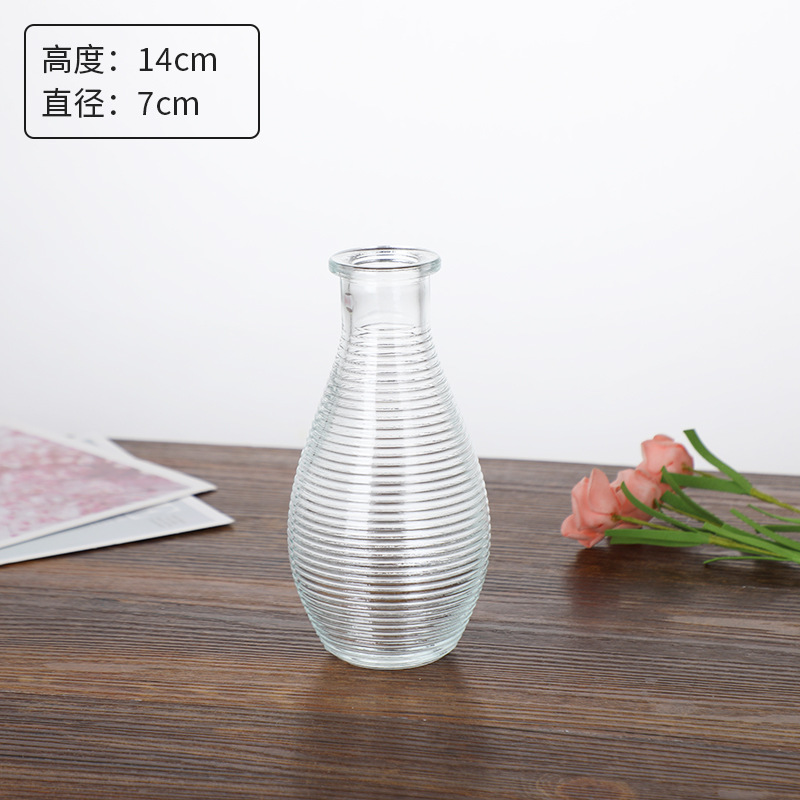 Juego de jarrones pequeños populares de Amazon, jarrones de estilo europeo para arreglos florales, decoración de alta gama para sala de estar y cocina